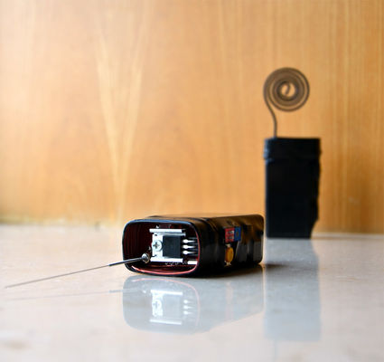 جهاز تشويش النبض الكهرومغناطيسي 36 فولت ، فتحة جهاز التشويش الجزئي للعبة البوكر